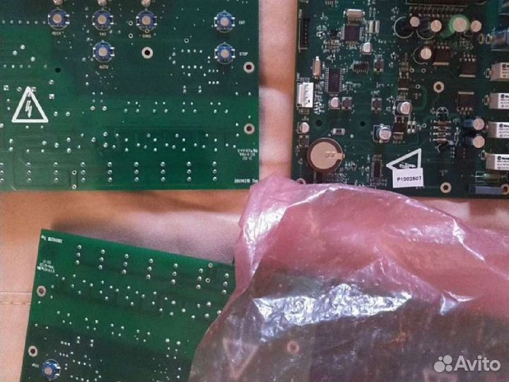 Плато станции Robinair AC3000