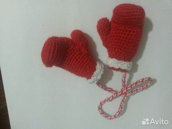 Варежки, носочки, цветочки, кофточки вязаные