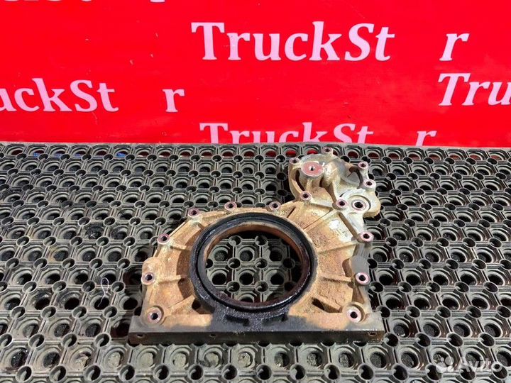 Крышка двигателя передняя Daf XF106