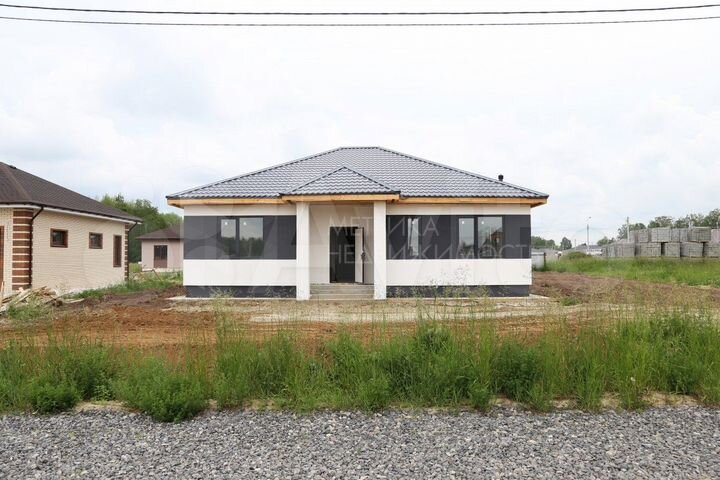 Дом 126 м² на участке 8 сот.