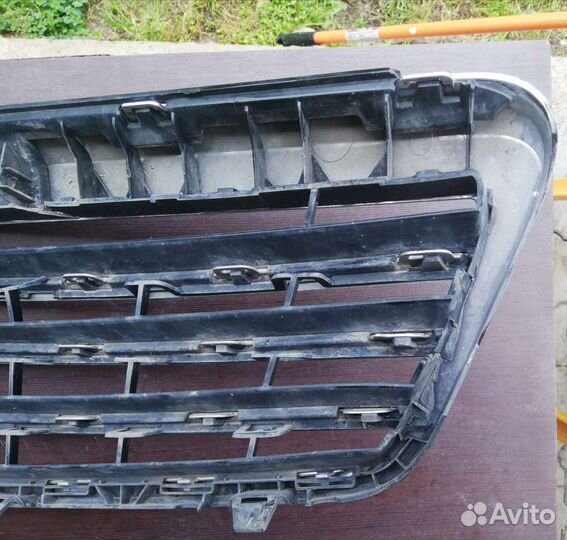 Решетка радиатора mercedes w212 до рест