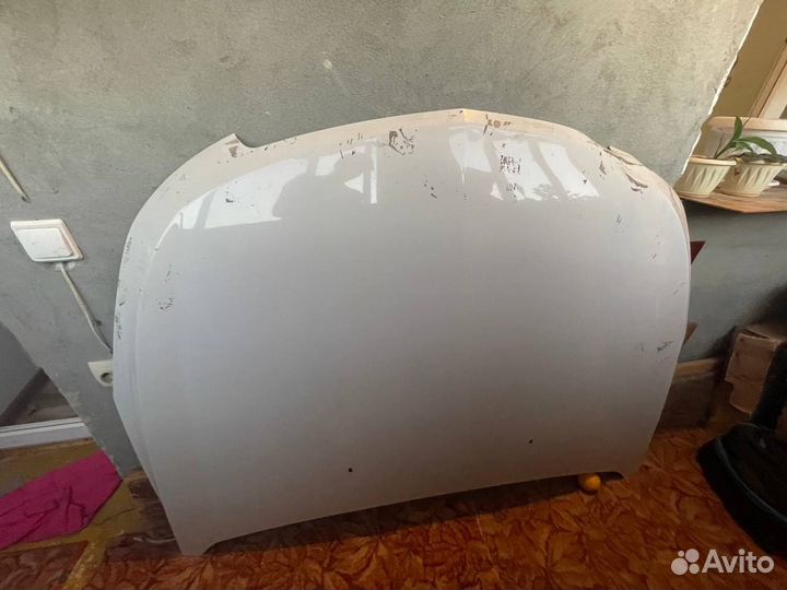 Капот на chevrolet cruze 2012