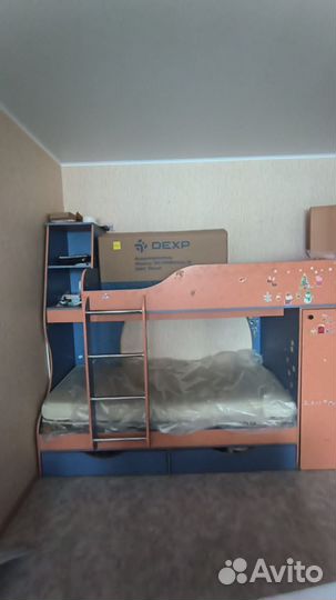 Двухъярусная кровать бу с матрасами