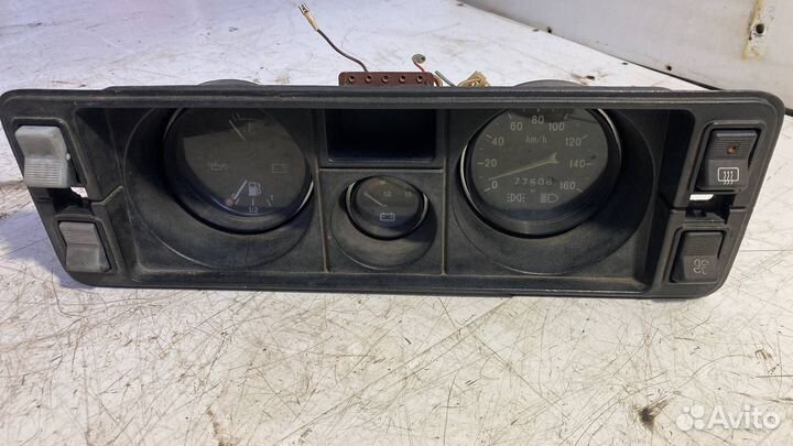 Панель приборов (щиток) LADA 2105