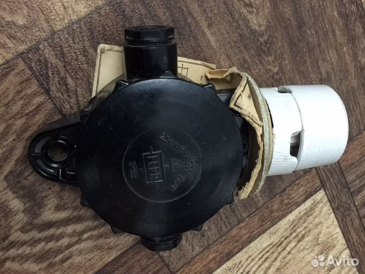 Патрон для лампы