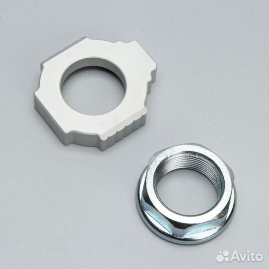 Гайка оси задней левая Avantis Enduro 2021