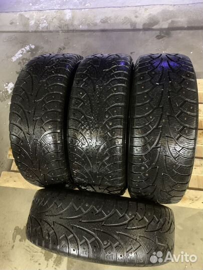 Hankook Winter I'Pike 215/60 R16