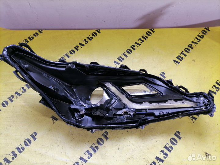 Фара левая Toyota Camry 70 2017-H.b