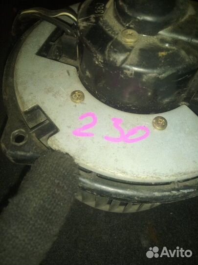 Мотор печки Toyota Celika ZZT230