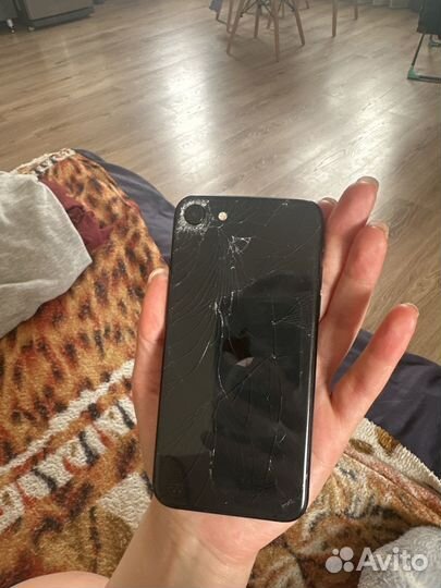 iPhone SE (2022), 64 ГБ