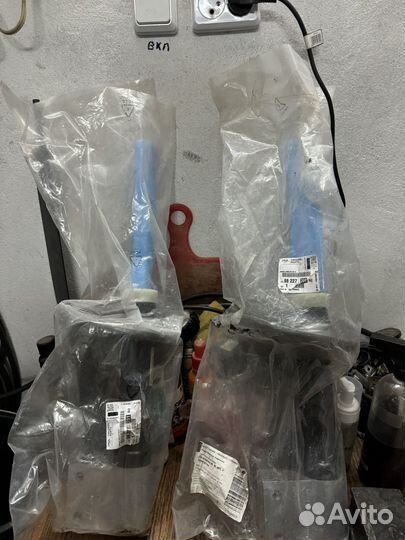 Передние амортизаторы Peugeot