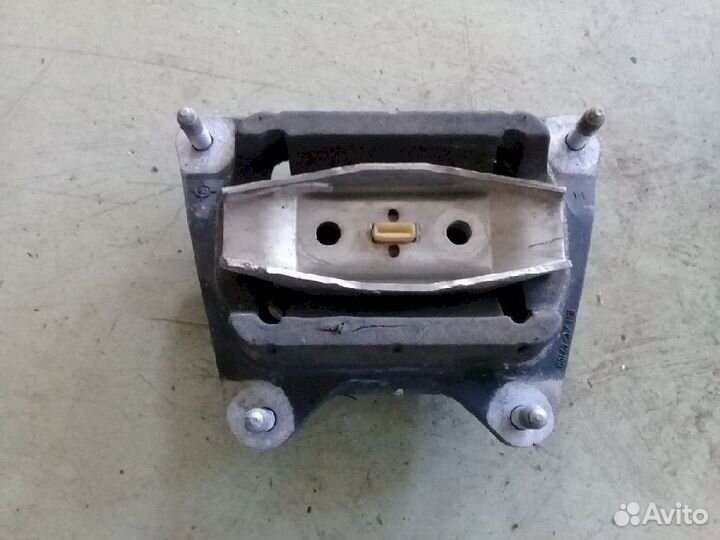 Опора кпп (подушка) 4F0399151AP Audi A6 C6 4F2 4F5