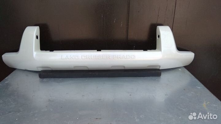 Накладка на бампер Toyota land Cruiser 5243760090