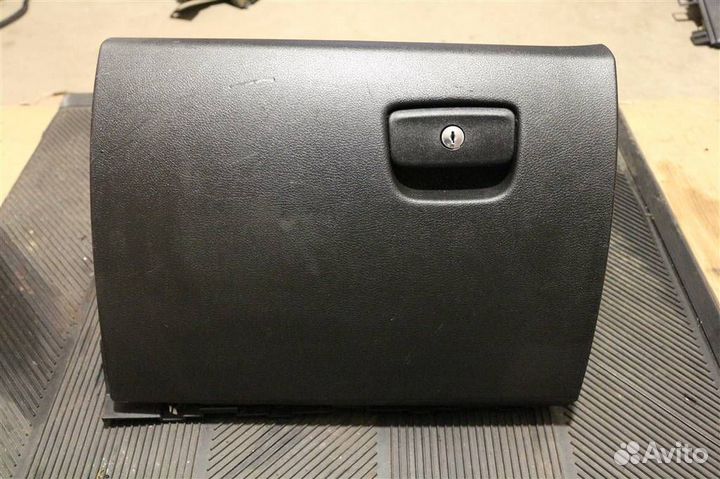 Бардачок Jeep Grand Cherokee WK2 ресталинг (2013