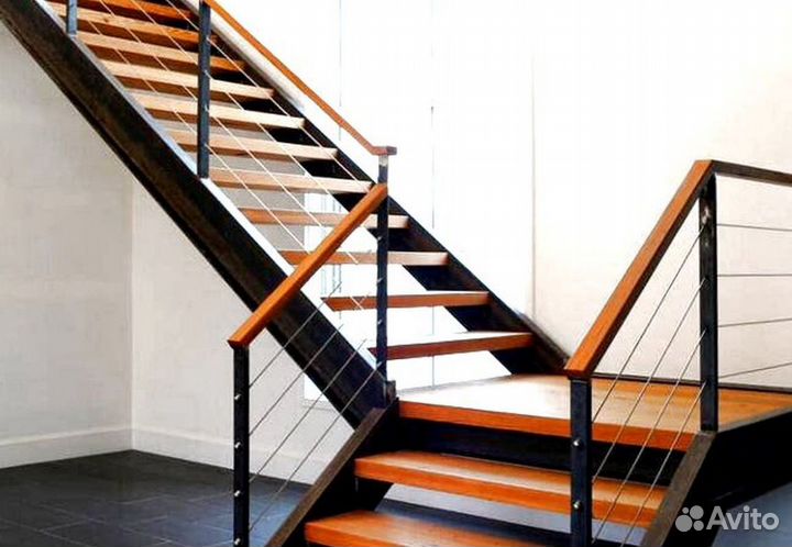 Лестница на металлическом каркасе дизайн 4083