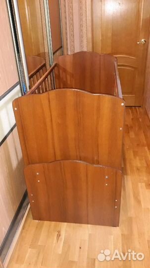 Кроватка детская маятник, с матрасом