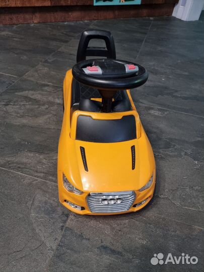 Машина каталка толокар