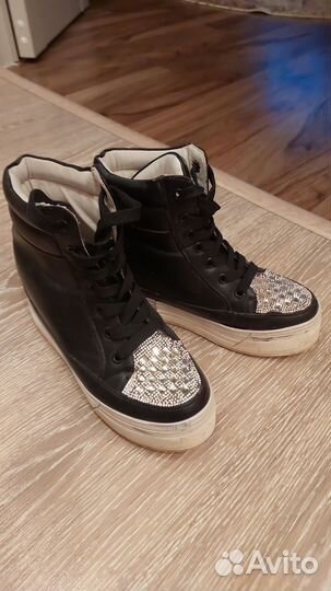 Ботинки для девочки 22, 23, 24