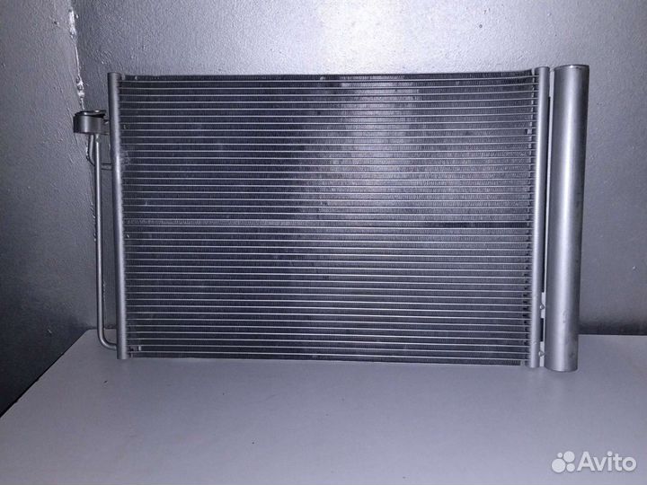 Радиатор кондиционера BMW E60