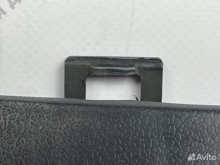 Крышка облицовки рулевой колонки (инструментальног