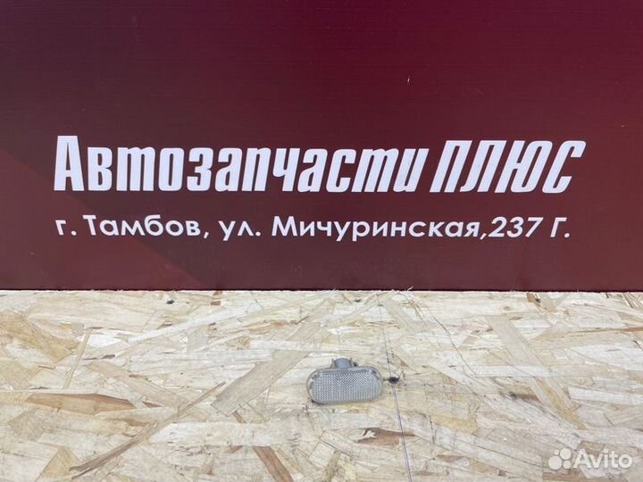 Повторитель поворота Renault Duster