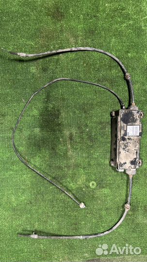 Блок управления ручником Range Rover L322