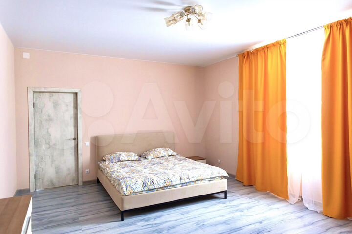 Дом 380 м² на участке 10 сот.