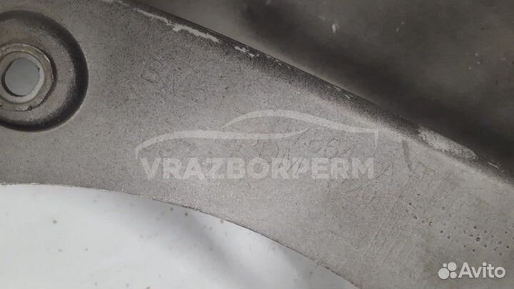 Бампер задний прав. Ford Focus