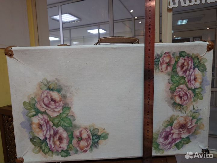 Чемоданы декоративные