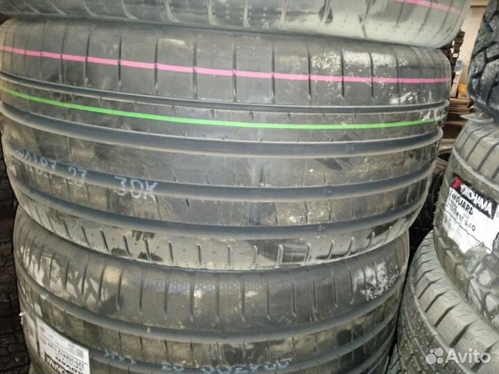 Yokohama Advan Sport V107 285/40 R22 и 325/35 R22