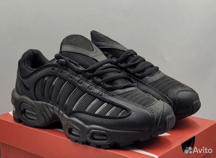 Кроссовки Nike Air Max Tailwind 4