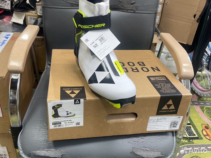 Лыжные ботинки Fischer женские Speedmax, Carbonlit