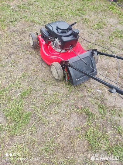 Газонокосилка бензиновая самоходная
