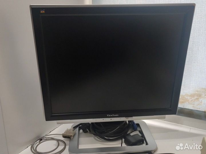 Монитор рабочий