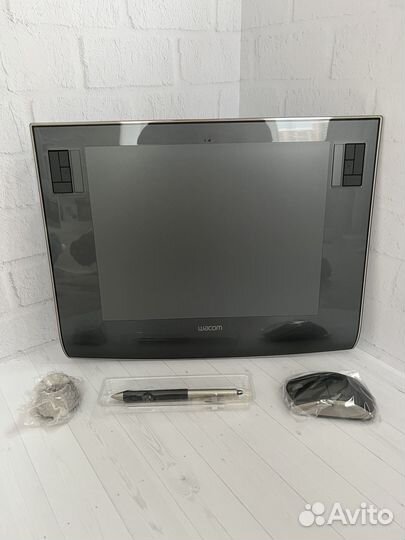 Wacom Intuos 3 Large (PTZ-930G) Новый