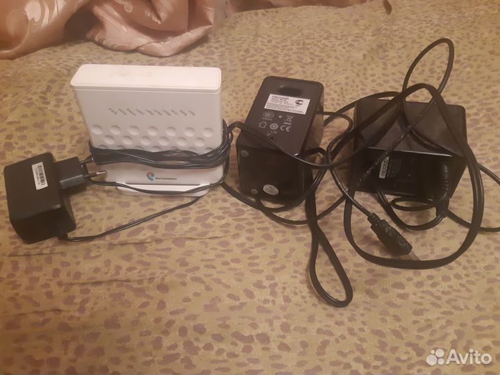 Роутер, колонки