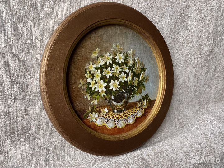 Картина на холсте круглая цветы в раме
