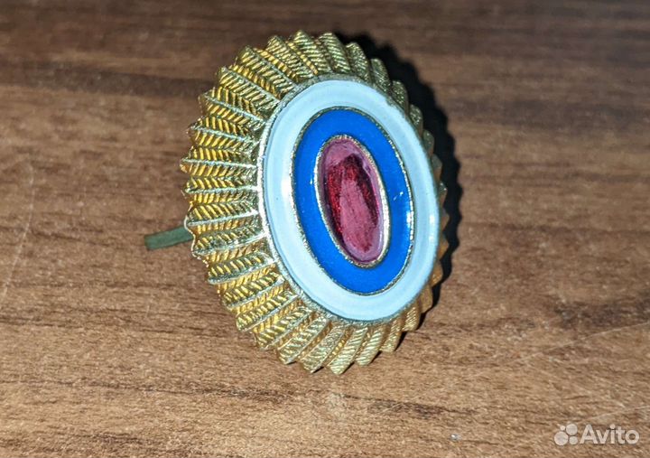 Шевроны и кокарда мвд