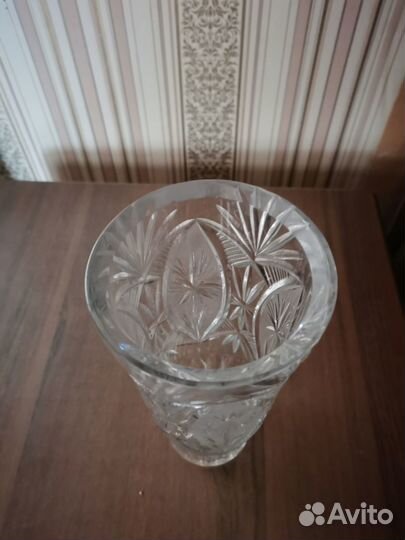 Ваза хрустальная для цветов
