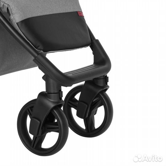 Прогулочная коляска Carrello Forte