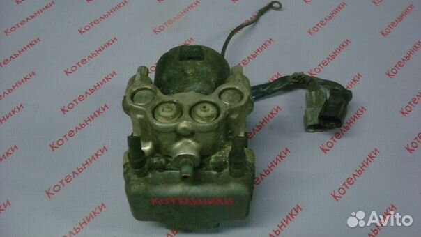 Nissan Primera Р11 47600-3J300 Блок ABS