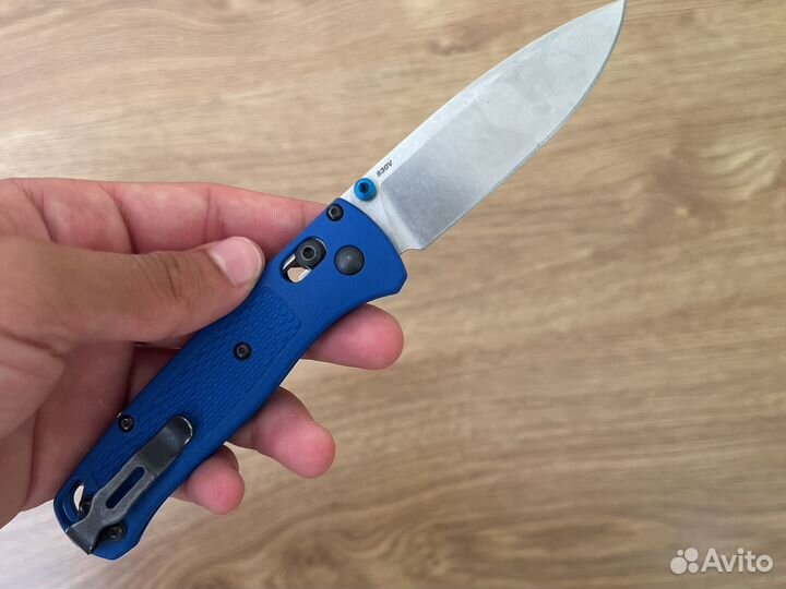 Нож benchmade bugout 535