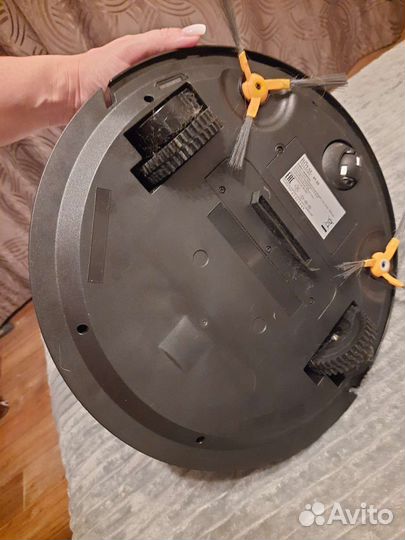 Робот пылесос