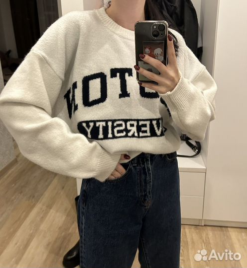 Свитер женский