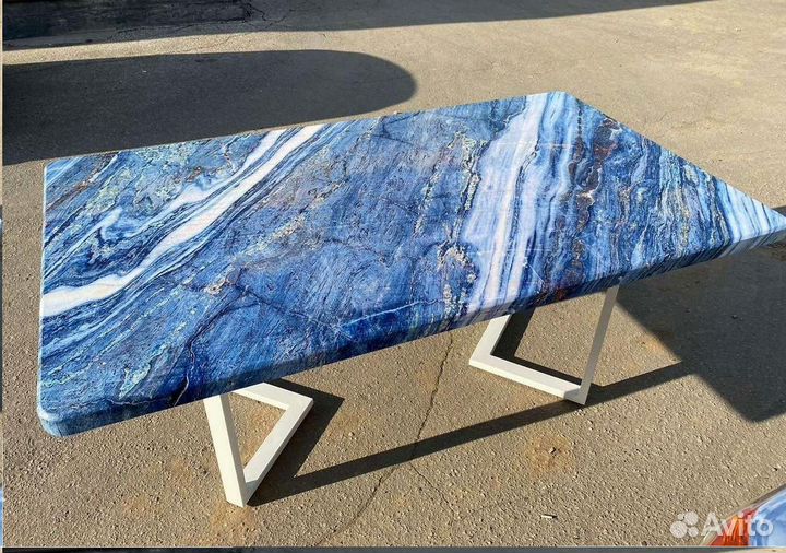 Компьютерный стол 'Black Gear'