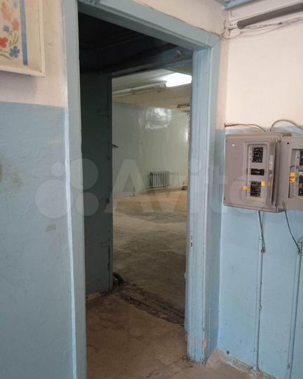 Помещения 10,3м², 19м² и 84,8м²