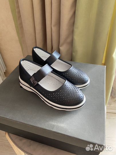 Обувь для девочки