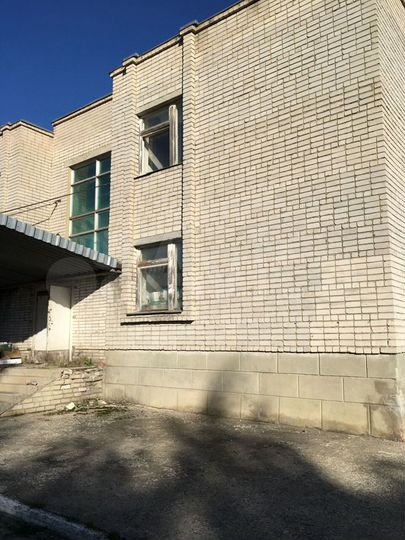 Помещение свободного назначения, 783.6 м²