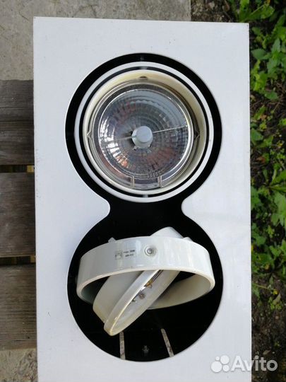 Светильник встраиваемый