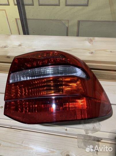 Фара на porsche каен